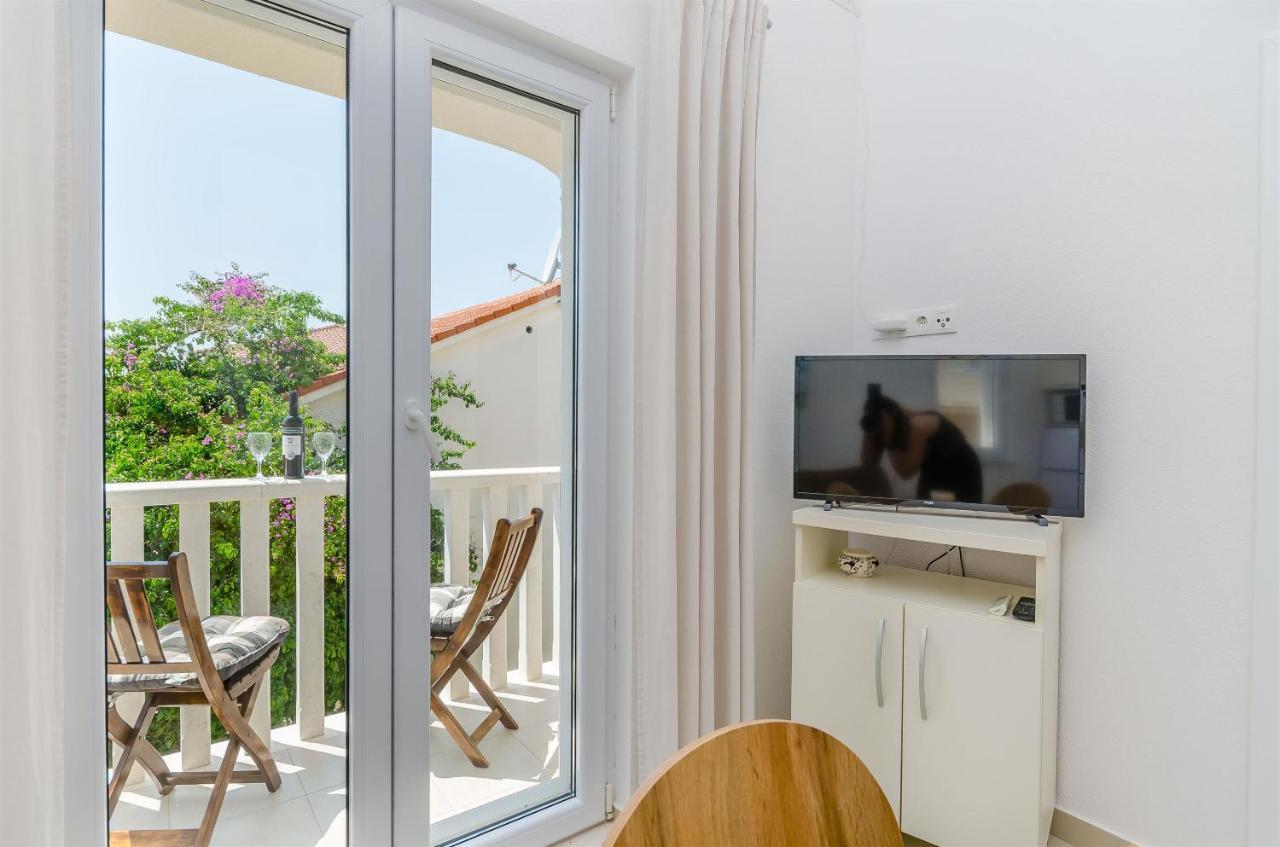 Guesthouse Dubravka Trogir Eksteriør billede